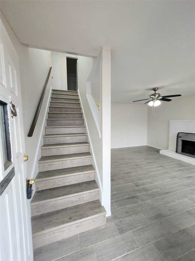 10047 Emerald Creek Dr