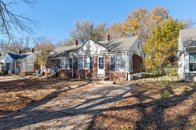 2640 E Grail St in Wichita, KS - Building Photo - Building Photo