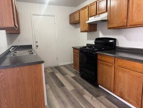 380 Church St in Bullhead City, AZ - Building Photo - Building Photo