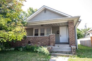 1529 E Ohio St in Indianapolis, IN - Building Photo