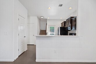 5804 Loblolly Ln in Austin, TX - Building Photo - Building Photo