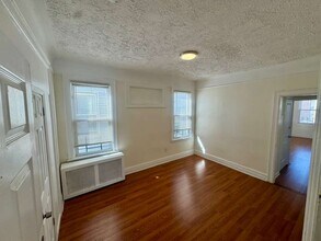 725 Garfield Ave, Unit 2 in Jersey City, NJ - Building Photo - Building Photo
