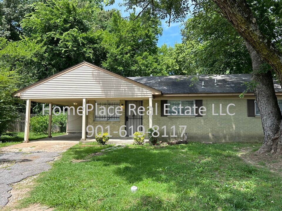 3707 Wolf Trail Dr in Memphis, TN - Building Photo