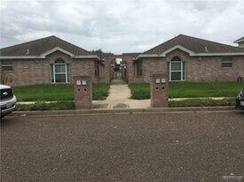 17 French Ave in Edinburg, TX - Building Photo
