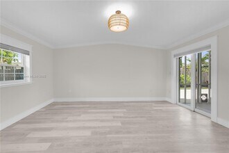 9021 SW 178th Terrace in Palmetto Bay, FL - Building Photo - Building Photo