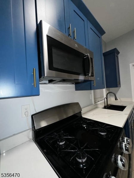 property at 208 E 9th St