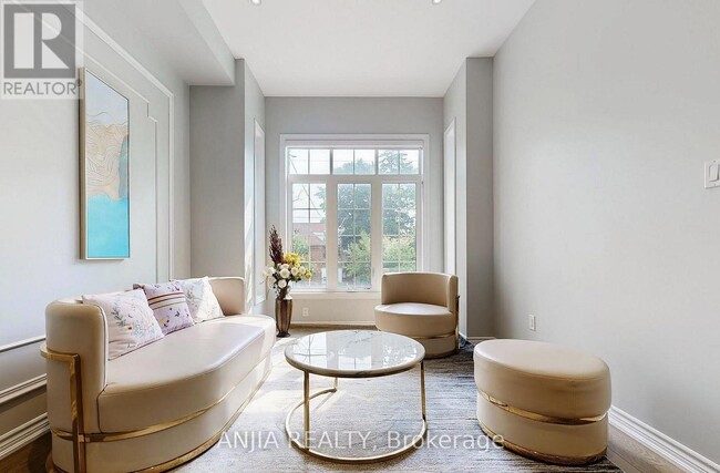 74 Church St S in Richmond Hill, ON - Building Photo - Building Photo