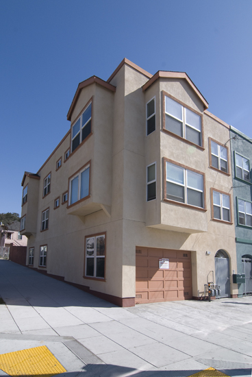 1396 Revere Ave in San Francisco, CA - Building Photo - Building Photo