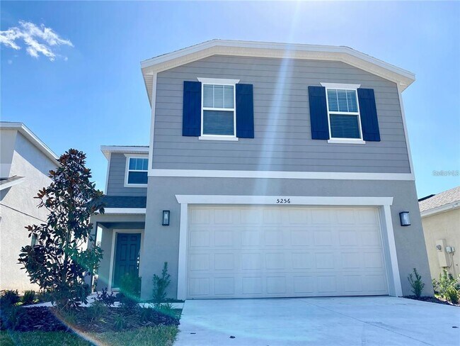 property at 5256 Royal Point Ave