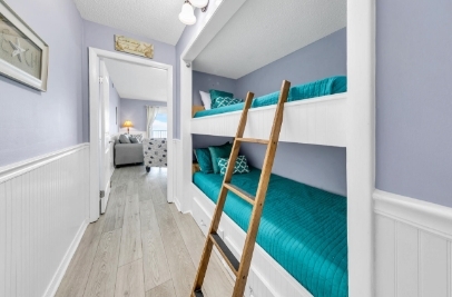 property at 8743 Thomas Dr