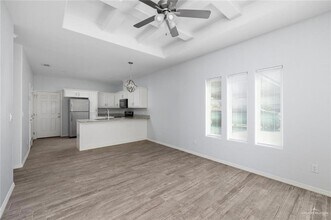 400 S Retama Ln, Unit 4 in Weslaco, TX - Building Photo - Building Photo