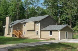 3562 Bryant Ln in Marietta, GA - Building Photo