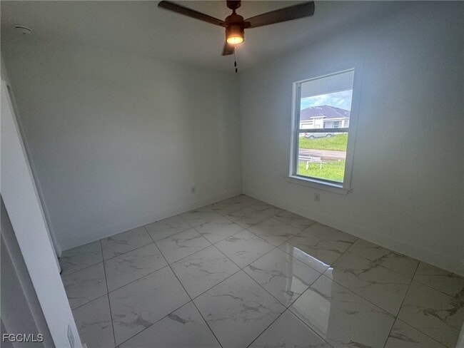 property at 727 Gordon Ave S