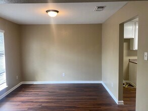 5906 Drenner Park Ln in Houston, TX - Building Photo - Building Photo