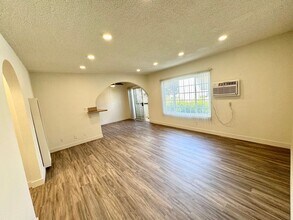 4106 Inglewood Blvd, Unit 5 in Los Angeles, CA - Building Photo - Building Photo