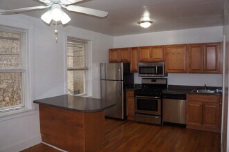 5022 N Springfield Ave in Chicago, IL - Foto de edificio - Building Photo