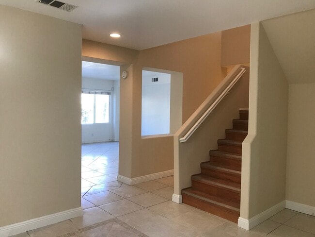 6632 Leanne St in Eastvale, CA - Foto de edificio - Building Photo