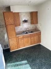 9863 Ruth Ave in Allen Park, MI - Building Photo - Building Photo