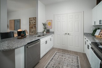 Boone Student Living in Boone, NC - Foto de edificio - Building Photo