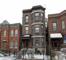 2025 N Clifton Ave in Chicago, IL - Building Photo