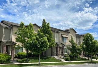 Liberty Bend in Sandy, UT - Foto de edificio - Building Photo
