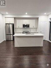 716 Fairline Row in Ottawa, ON - Building Photo - Building Photo