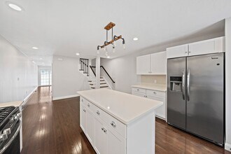 479 Sherman St in Canton, MA - Building Photo - Building Photo