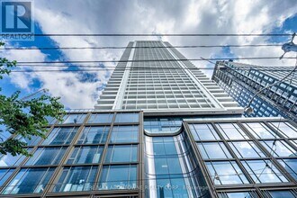 88 Queen St E in Toronto, ON - Building Photo - Building Photo
