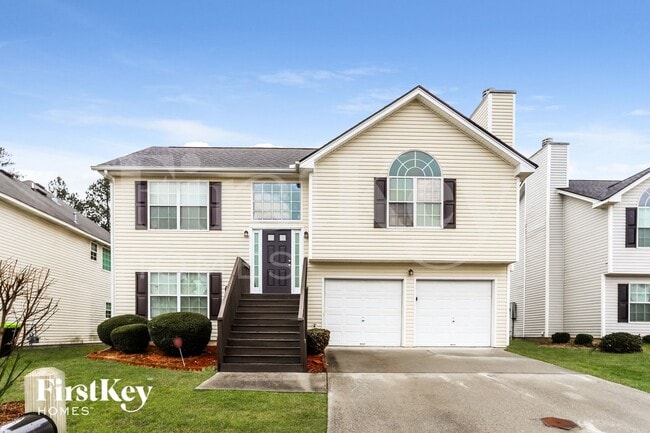 property at 2631 S Hills