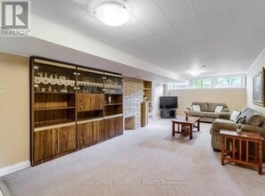 1 Bondhead Pl in Toronto, ON - Building Photo - Building Photo