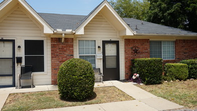 The Parc at Bakers Pointe in Fort Worth, TX - Foto de edificio - Building Photo