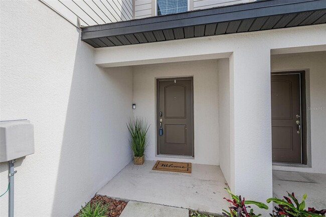 5429 Companion Ln in Tampa, FL - Building Photo - Building Photo