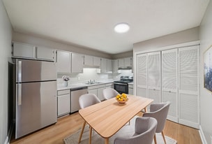 Valley Square Apartments in Tuscaloosa, AL - Building Photo