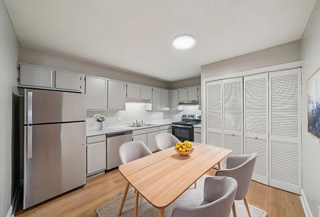 Valley Square Apartments