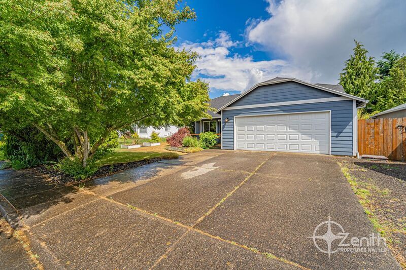 16004 NE 47th St in Vancouver, WA - Building Photo