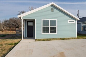 12400 Liberty School Rd in Azle, TX - Building Photo - Building Photo