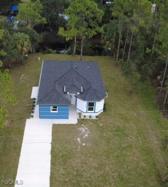 property at 27380 Sandrala Dr