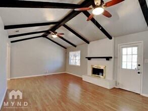 5727 Bogart Dr in San Antonio, TX - Building Photo - Building Photo