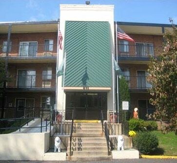 113-Walnut Terrace Photo