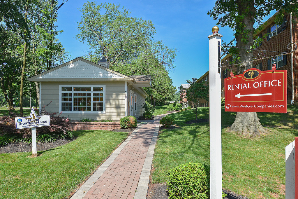 Naamans Village Apartments in Claymont, DE