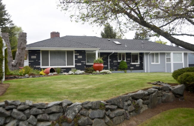 property at 717 48th St SE