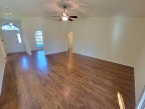 8757 Olivera St in Navarre, FL - Building Photo - Building Photo