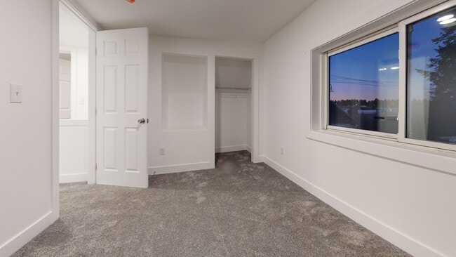 16702 SE 1st St in Vancouver, WA - Building Photo - Building Photo