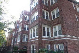 3745 W Argyle St in Chicago, IL - Building Photo - Building Photo