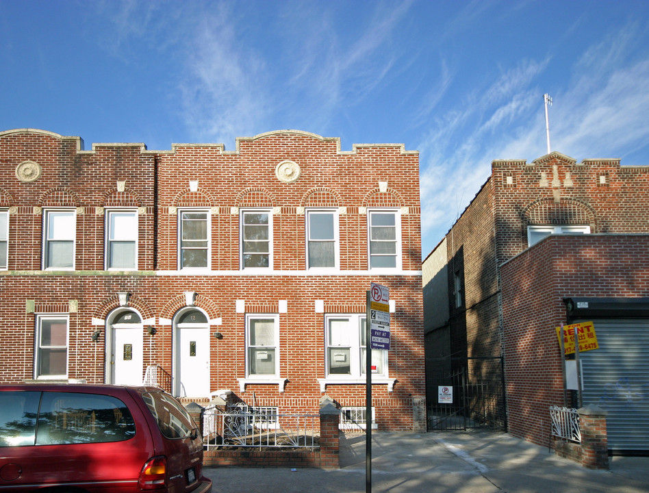 12 Bay 32nd St in Brooklyn, NY - Foto de edificio
