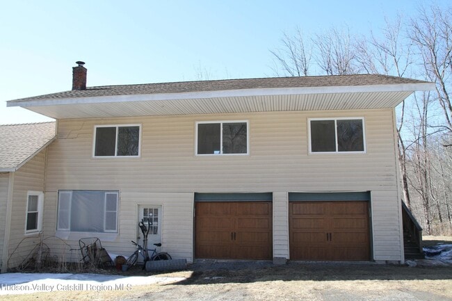 property at 11 John Taylor Dr
