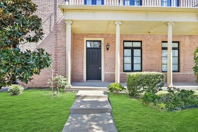 8376 Library Street, Unit B in Frisco, TX - Building Photo - Building Photo