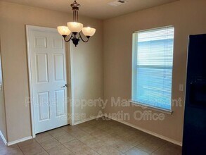7505 Cedar Edge Dr in Austin, TX - Building Photo - Building Photo