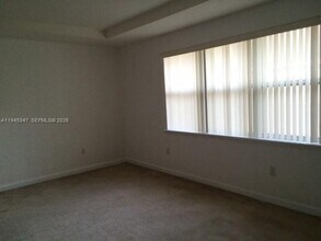 7973 NW 114th Pl in Medley, FL - Building Photo - Building Photo