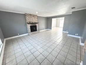 3065 Willow Pl in Beaumont, TX - Building Photo - Building Photo